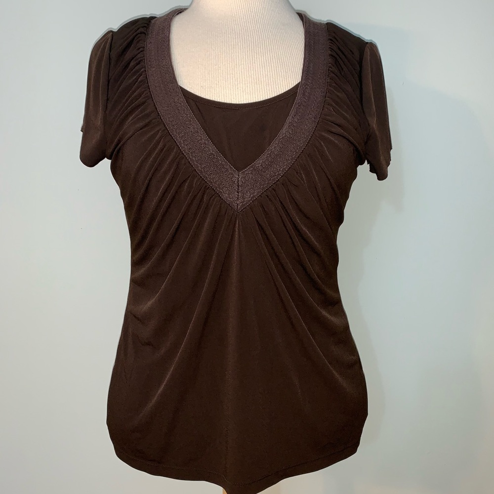 Jones wear brown ruched blouse